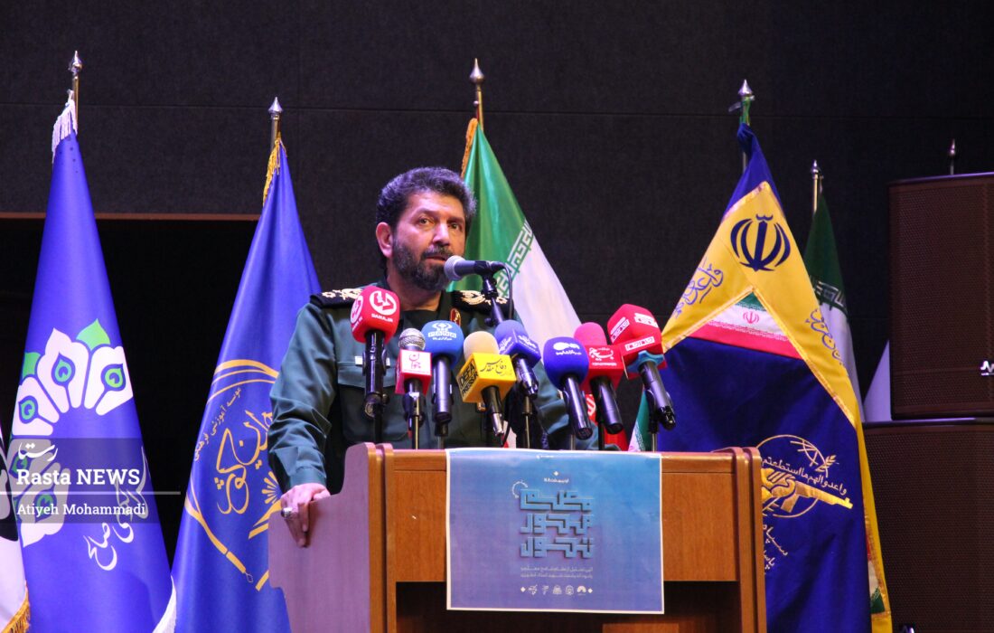 معلمان، آینده‌سازان و تمدن‌سازان ایران اسلامی‌اند