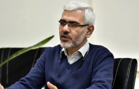 معلم کاروان سالار است؛ خسته شود، کل کاروان در خطر نابودی است