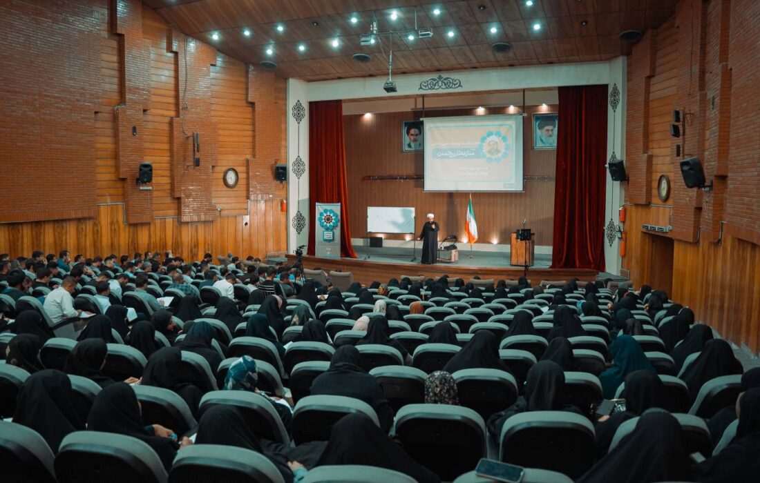 آغاز دوره تخصصی نظام توحیدی در مشهد/ تمرکز بر تحول فکری و نقش‌آفرینی معلمان در حل مسائل آموزش‌وپرورش
