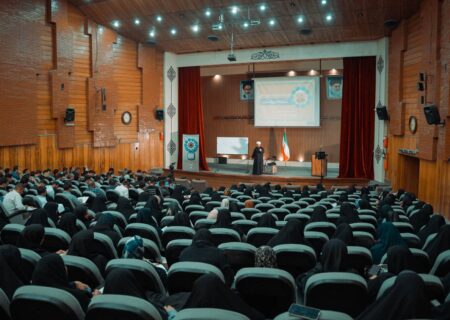 آغاز دوره تخصصی نظام توحیدی در مشهد/ تمرکز بر تحول فکری و نقش‌آفرینی معلمان در حل مسائل آموزش‌وپرورش