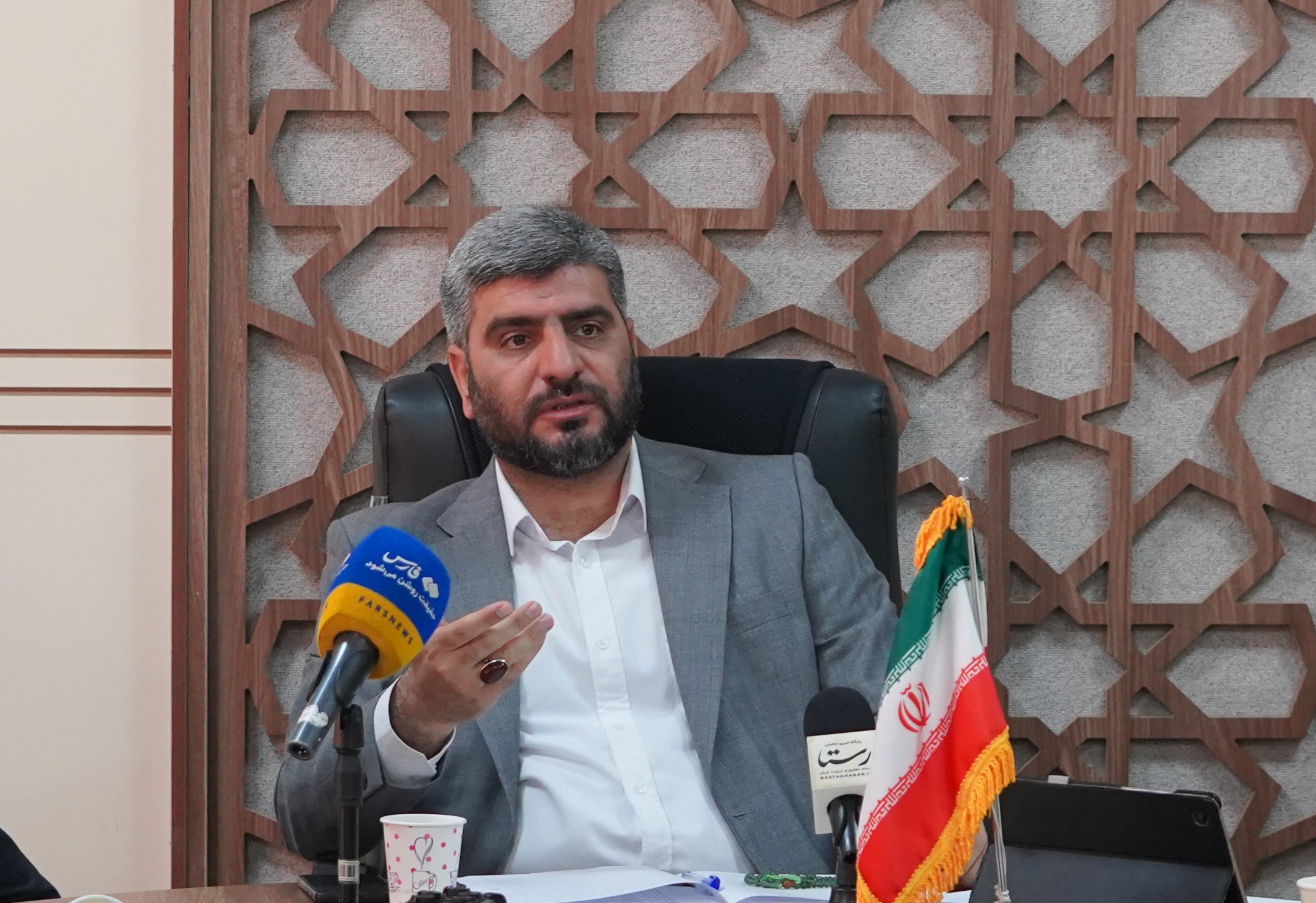 دولت برای اجرای فوق‌العاده ویژه فرهنگیان منبع مالی مشخص کند/ فوق‌العاده ویژه فرهنگیان نباید به سرنوشت مطالبات نیمه‌ تمام دچار شود