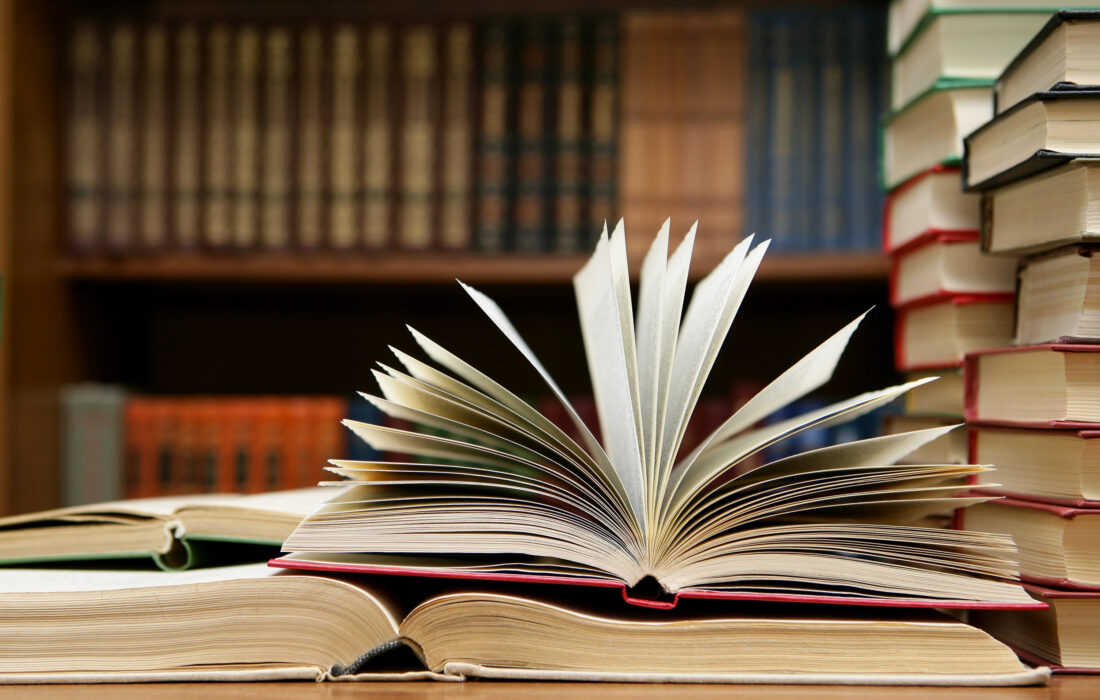 لفظ، خالی از معنا/ تأملی در همه‌چیزدانی، حباب دانش و کتاب‌خوانی