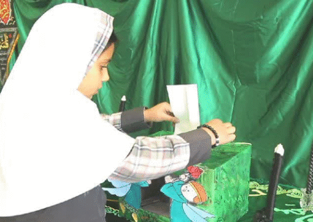 دختران دبستانی یزد یک مادر زندانی را آزاد کردند