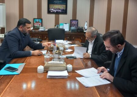 ابهام در روند افزایش سقف سنی پذیرش دانشجومعلم/فشار سیاسی و غیرکارشناسی در سیاست‌های جذب معلم