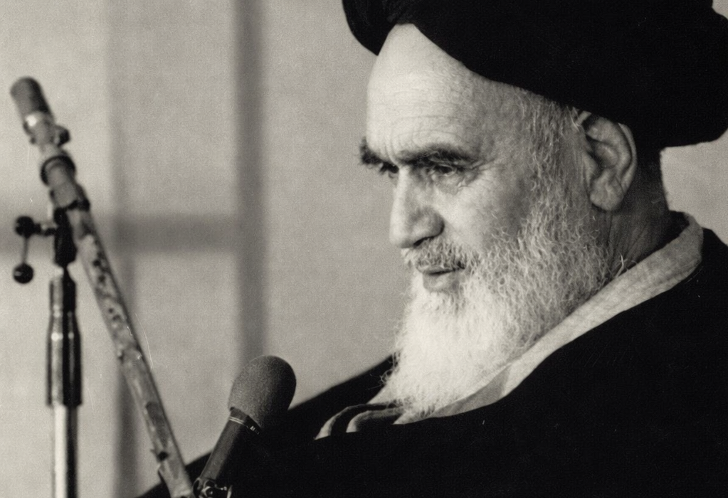 هجوم دشمن به فرهنگ کشور