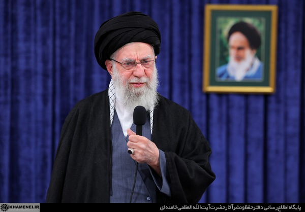خامنهای عزیز، جانِ زنده ملت ایران است/ با لبیک به فرمان رهبری، دشمن را مأیوس خواهیم کرد
