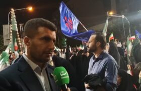 معلم، فرمانده نبرد فرهنگی است
