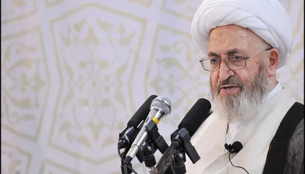 آیتالله سبحانی: هیچ ابزاری جایگزین رابطه تربیتی معلم و دانشآموز نمیشود
