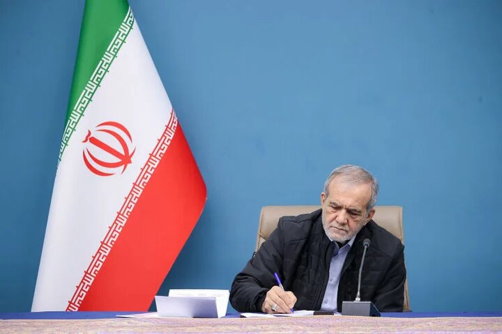 آزمون اختصاصی تربیت معلم ۱۴۰۵ همزمان با کنکور سراسری برگزار می‌شود